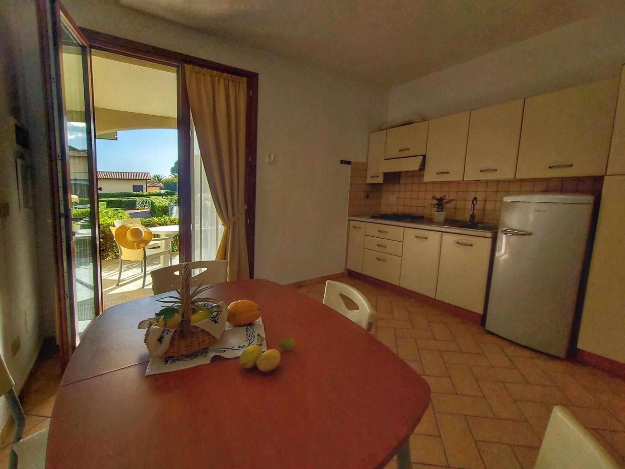 Lido Azzurro Residence Rta カポリーヴェリ 部屋 写真