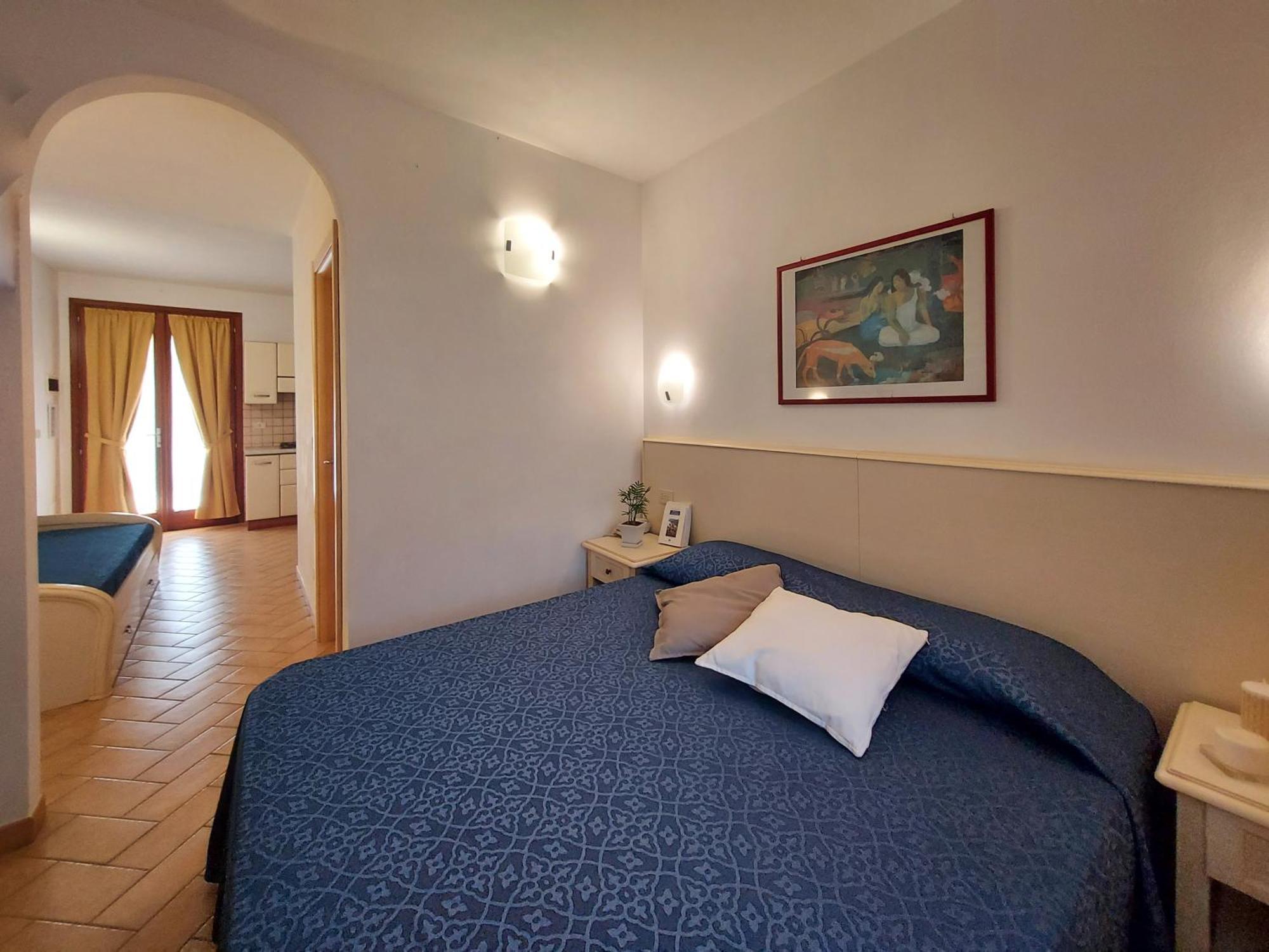 Lido Azzurro Residence Rta カポリーヴェリ 部屋 写真